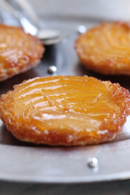 tatins-de-mangues-caramelisees-au-gingembre-6